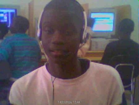 c luis babs lachez vos coms pour lui
